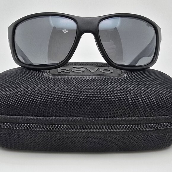 Revo RE1006 01 Baseliner Matte Black Frame Polarized Graphite Lens Sunglasses - Picture 1 of 16